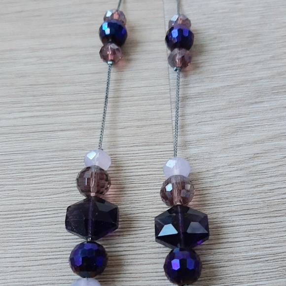 17in Shades of purple beaded necklace - Picture 4 of 6